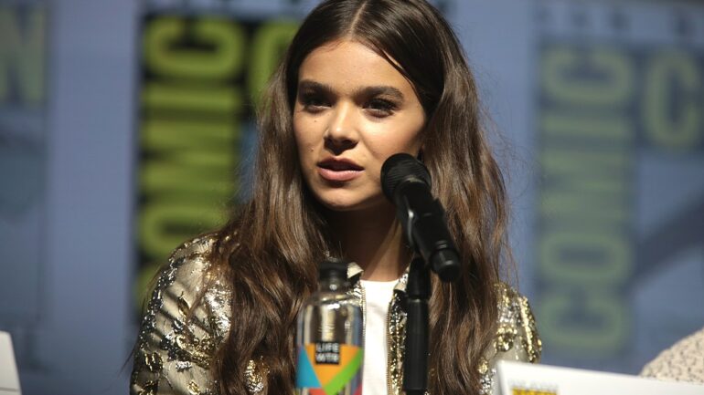 Hailee Steinfeld Wzrost – Waga – Wymiary – Kolor oczu